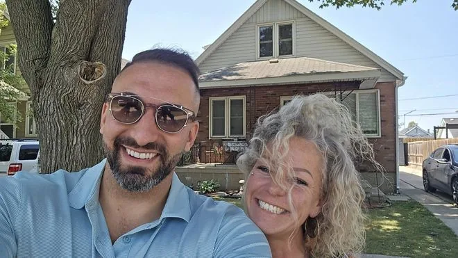 Daniel Zanettin with a happy Windsor-Essex client