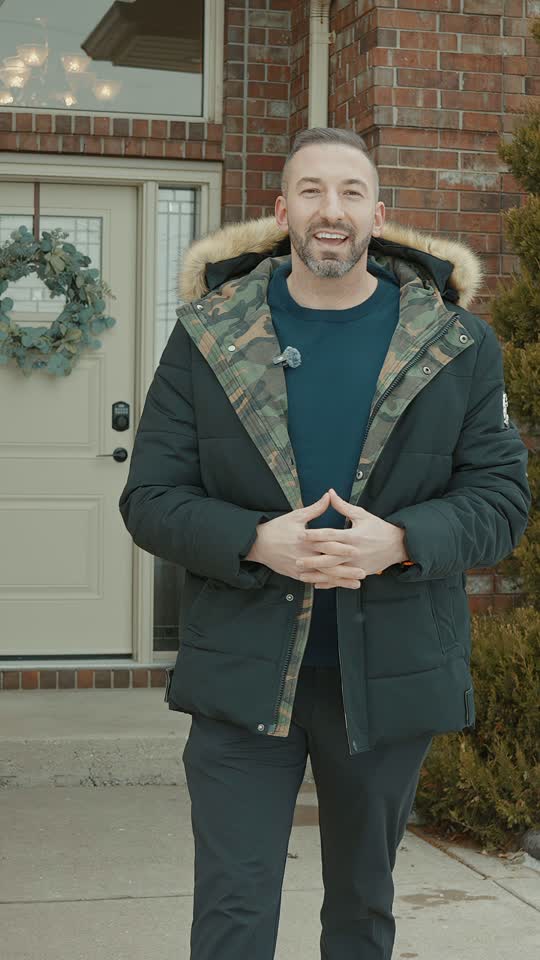 Daniel presenting 276 Texas Road in its original listing film